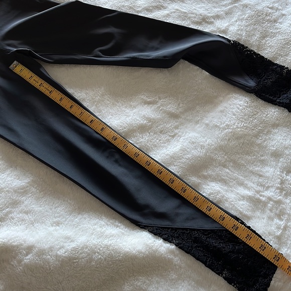 CELESTINE HIGH RISE LEGGING WITH LACE CONTRAST DETAIL XS - Picture 6 of 6